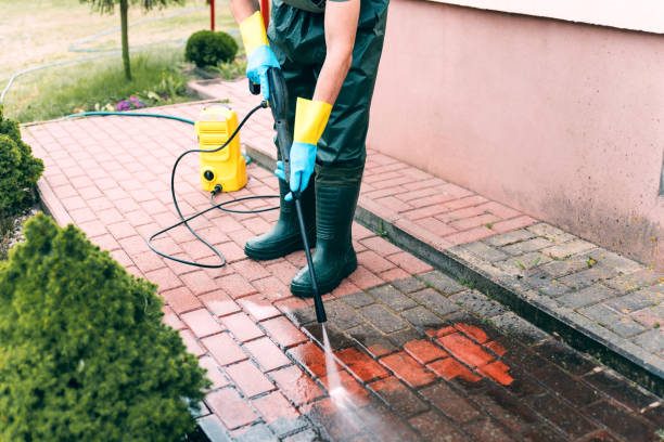 Professional Pressure Washing Services in Lake Placid, FL
